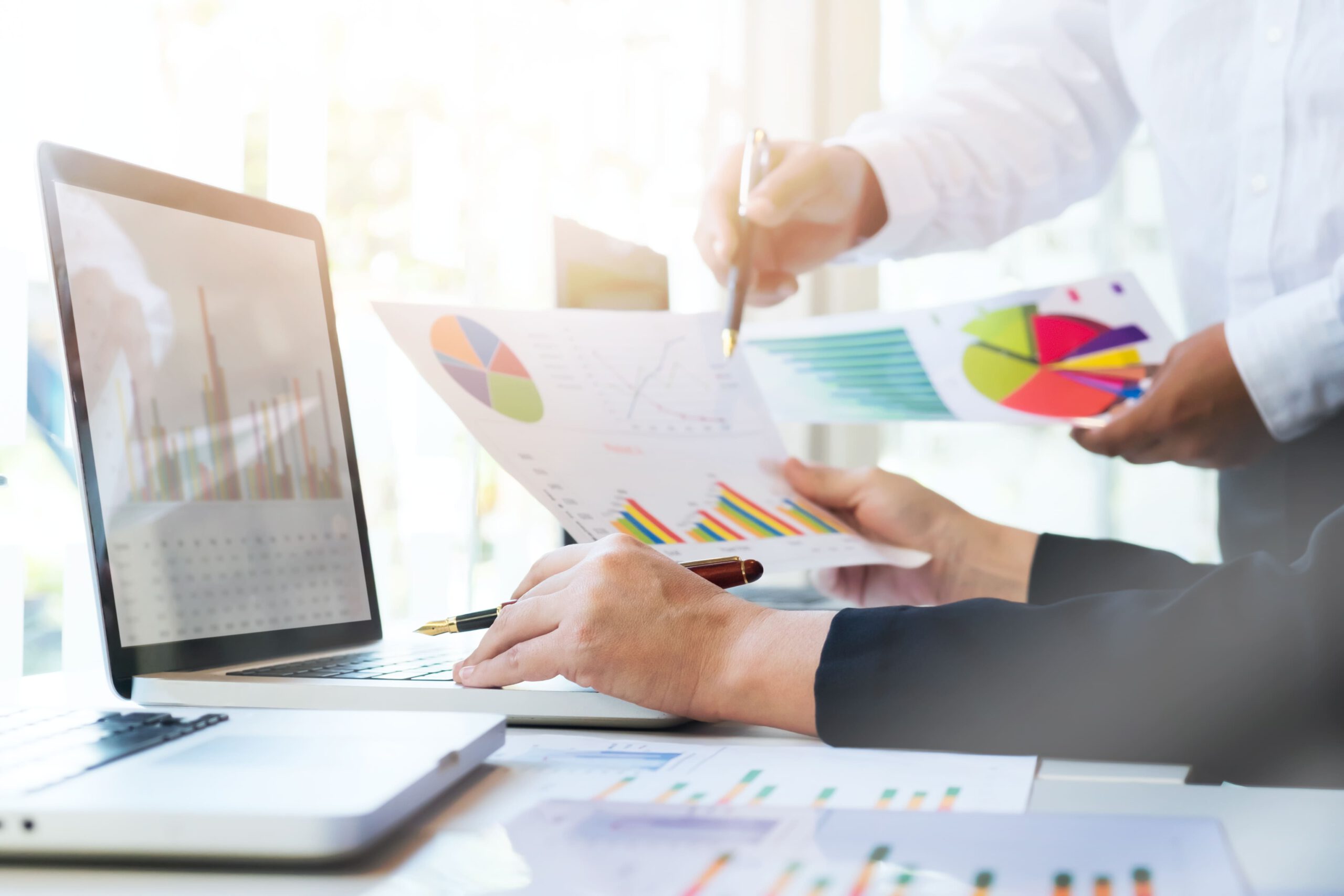 Posicionamiento SEM para agencias Valencia - mayor flujo de ingresos