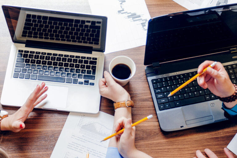 Agencia de marketing en Valencia-lapiz